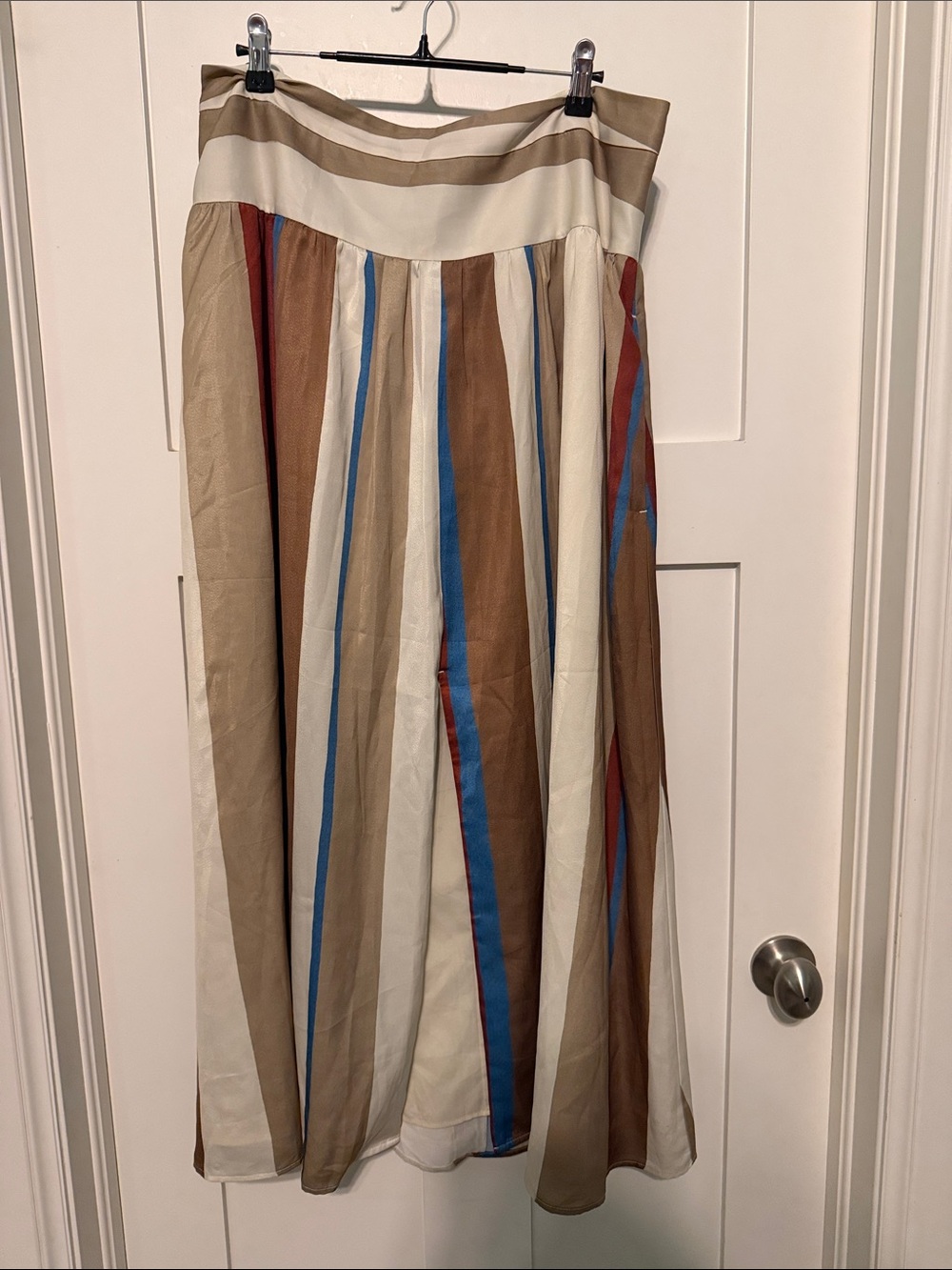 Banana Republic Boho Striped Maxi Skirt in Cream, Brown, Blue and Rust Size 14